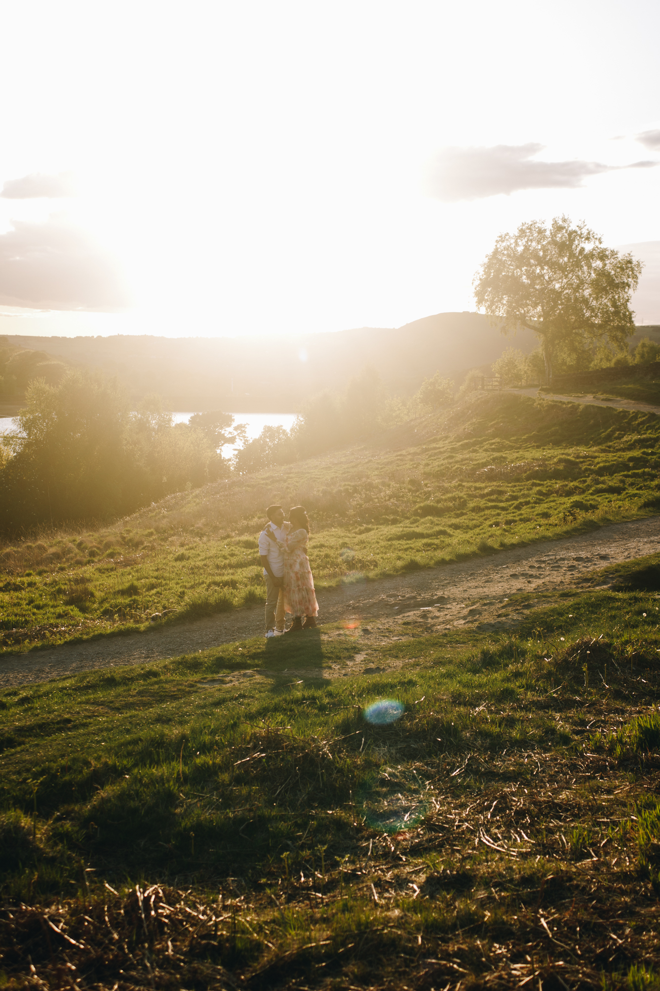 Engagement Photographer Peak District Dovestone Reservoir