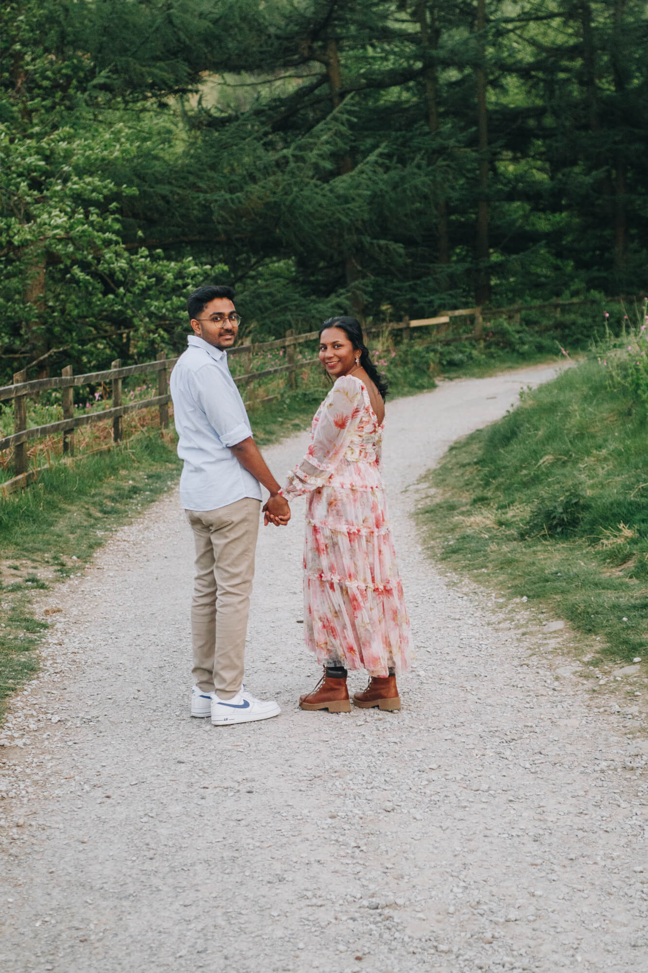 Engagement Photographer Peak District Dovestone Reservoir