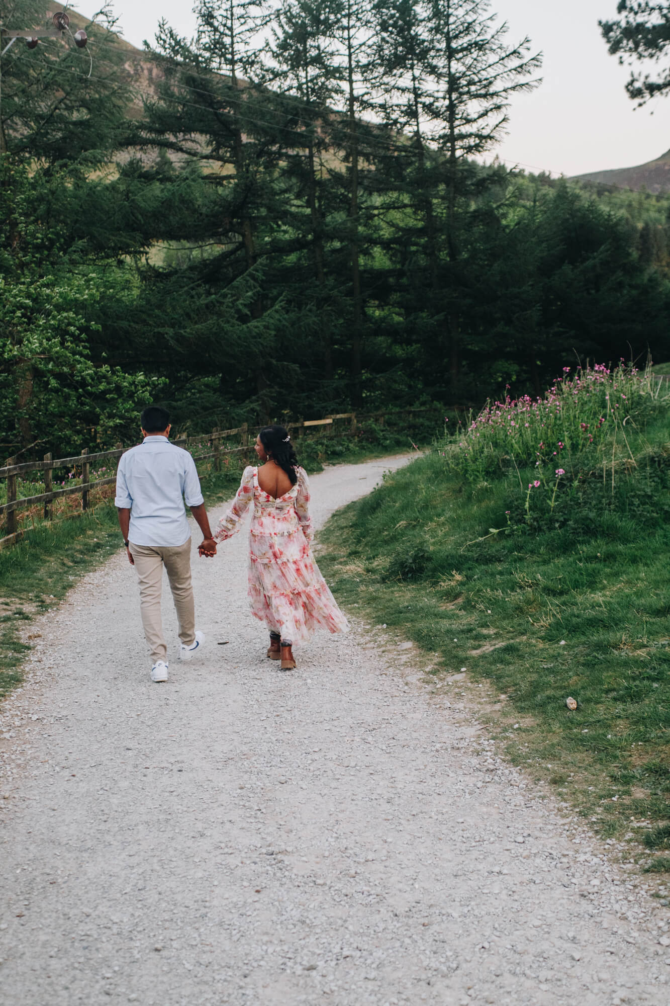 Engagement Photographer Peak District Dovestone Reservoir