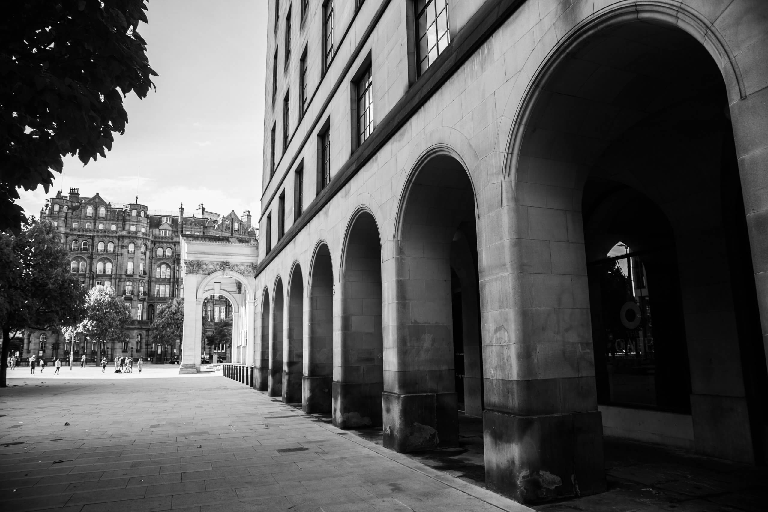 Manchester city wedding photography spots – urban portrait locations