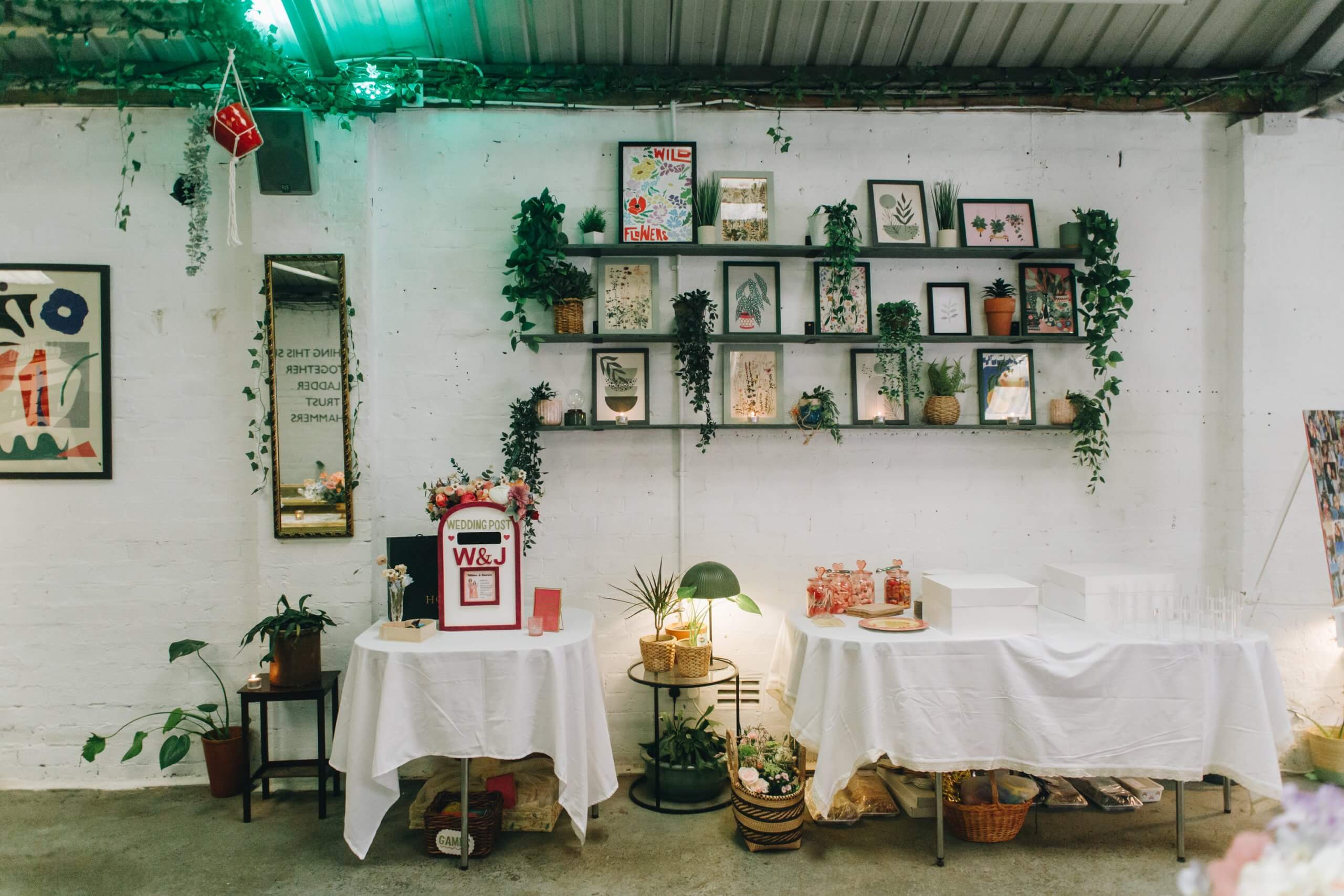Contemporary wedding décor at Manchester industrial venu