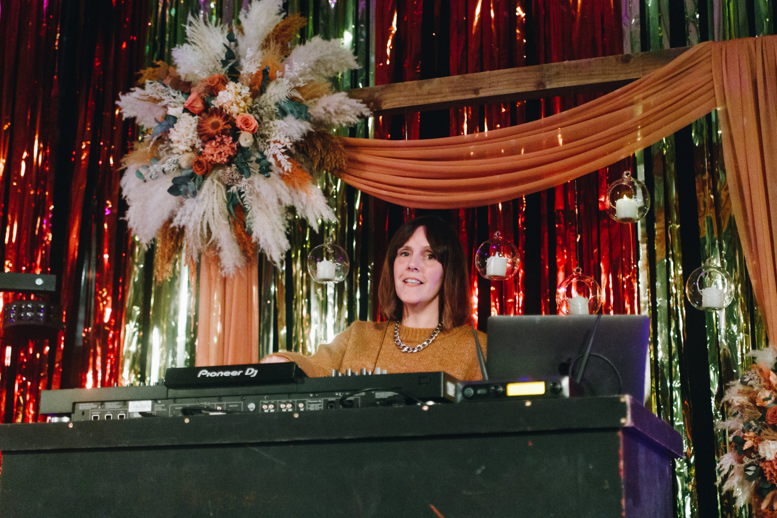 Evening celebrations during Indian fusion wedding in Manchester